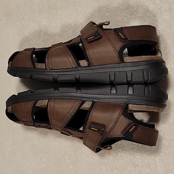 Weatherproof Vintage "Cory" Mens Brown Sandals, NWT - Picture 5 of 9